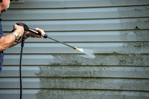 Showcase your Toronto area power washing & window washing services to local consumers.